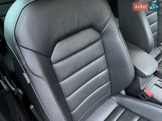 Синій Фольксваген e-Golf, об'ємом двигуна 0 л та пробігом 110 тис. км за 14350 $, фото 57 на Automoto.ua