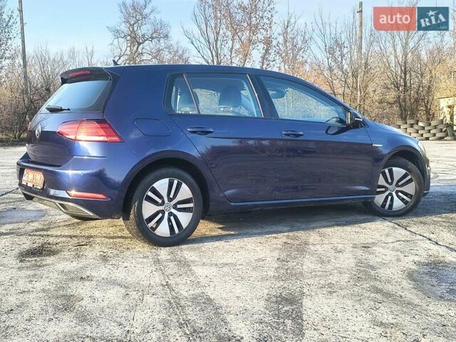 Синий Фольксваген e-Golf, объемом двигателя 0 л и пробегом 105 тыс. км за 13200 $, фото 25 на Automoto.ua