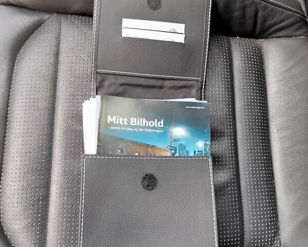 Синий Фольксваген e-Golf, объемом двигателя 0 л и пробегом 108 тыс. км за 13500 $, фото 18 на Automoto.ua