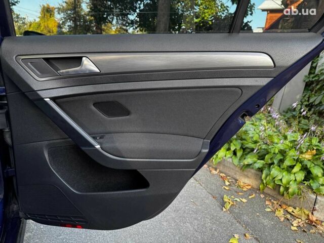 Синій Фольксваген e-Golf, об'ємом двигуна 0 л та пробігом 72 тис. км за 14590 $, фото 28 на Automoto.ua