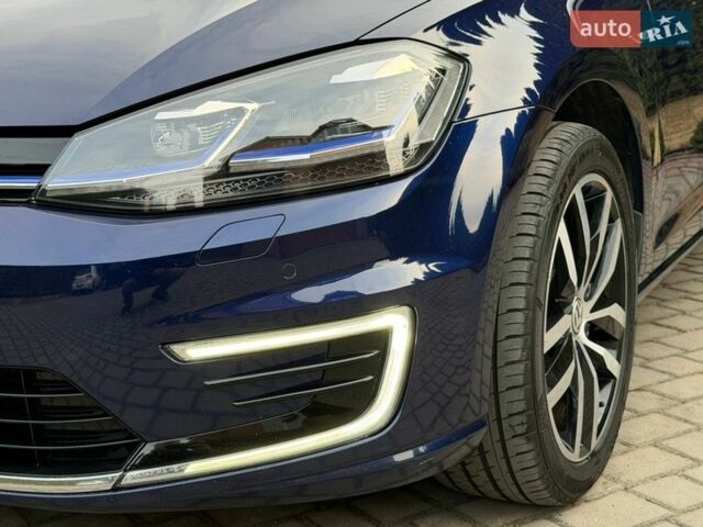 Синій Фольксваген e-Golf, об'ємом двигуна 0 л та пробігом 110 тис. км за 14600 $, фото 27 на Automoto.ua
