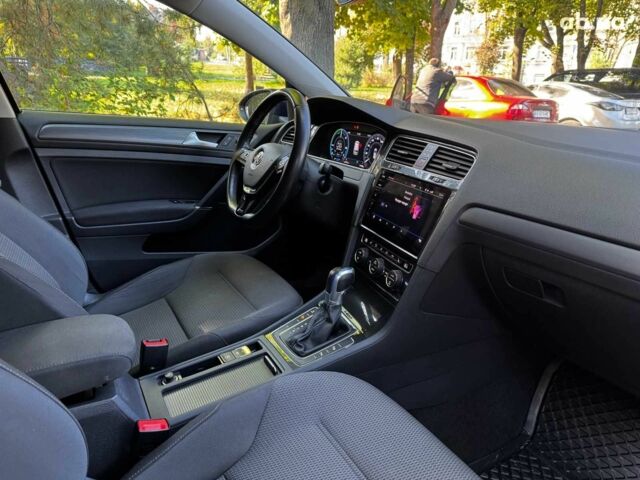 Синій Фольксваген e-Golf, об'ємом двигуна 0 л та пробігом 72 тис. км за 14590 $, фото 31 на Automoto.ua