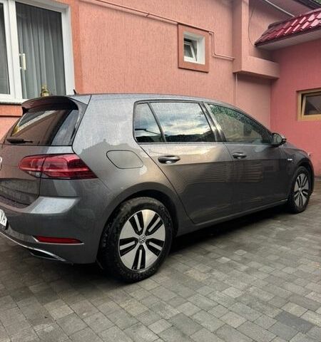 Синий Фольксваген e-Golf, объемом двигателя 0 л и пробегом 196 тыс. км за 12500 $, фото 5 на Automoto.ua