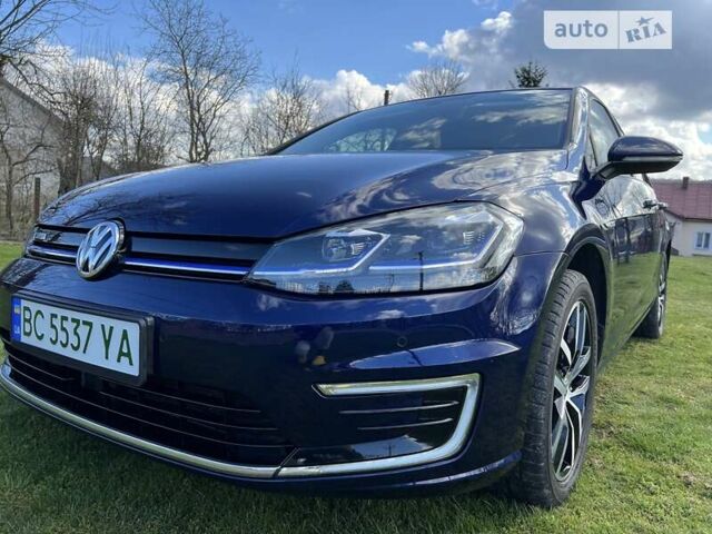 Синий Фольксваген e-Golf, объемом двигателя 0 л и пробегом 43 тыс. км за 17799 $, фото 9 на Automoto.ua