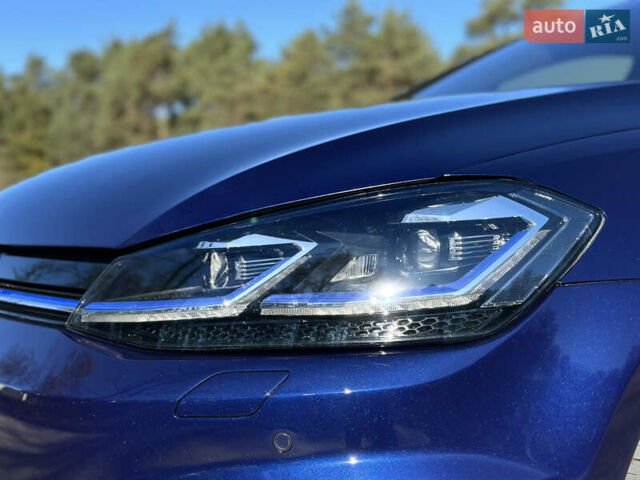 Синий Фольксваген e-Golf, объемом двигателя 0 л и пробегом 71 тыс. км за 15300 $, фото 37 на Automoto.ua