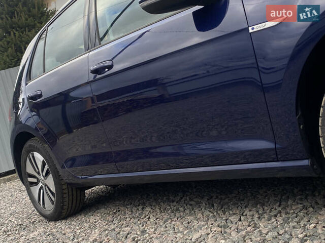 Синий Фольксваген e-Golf, объемом двигателя 0 л и пробегом 141 тыс. км за 12800 $, фото 7 на Automoto.ua