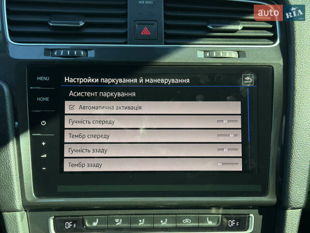 Синий Фольксваген e-Golf, объемом двигателя 0 л и пробегом 71 тыс. км за 15300 $, фото 130 на Automoto.ua