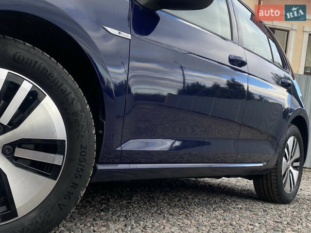 Синий Фольксваген e-Golf, объемом двигателя 0 л и пробегом 141 тыс. км за 12800 $, фото 14 на Automoto.ua