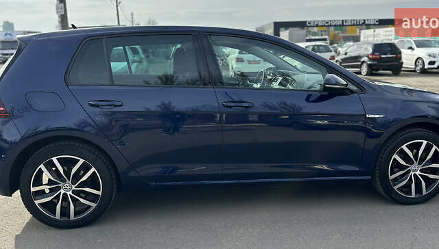 Синий Фольксваген e-Golf, объемом двигателя 0 л и пробегом 86 тыс. км за 13100 $, фото 6 на Automoto.ua
