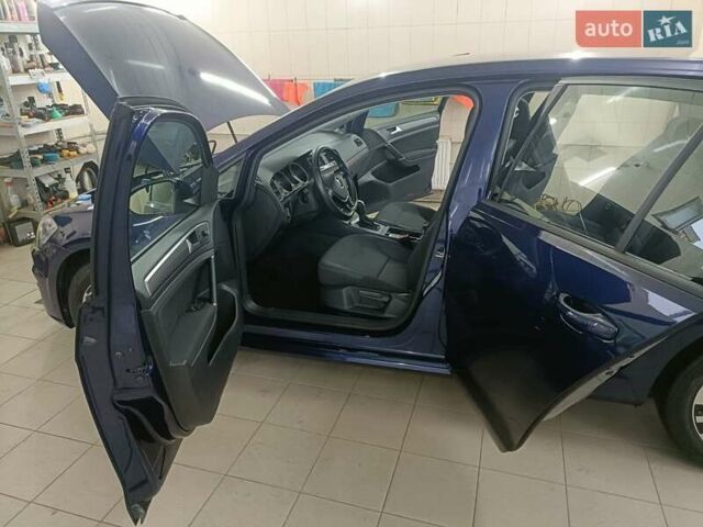 Синій Фольксваген e-Golf, об'ємом двигуна 0 л та пробігом 30 тис. км за 15900 $, фото 7 на Automoto.ua