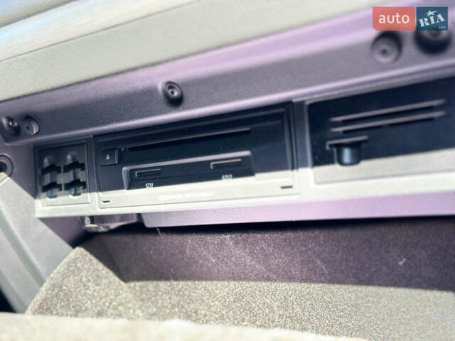 Синий Фольксваген e-Golf, объемом двигателя 0 л и пробегом 71 тыс. км за 15300 $, фото 81 на Automoto.ua