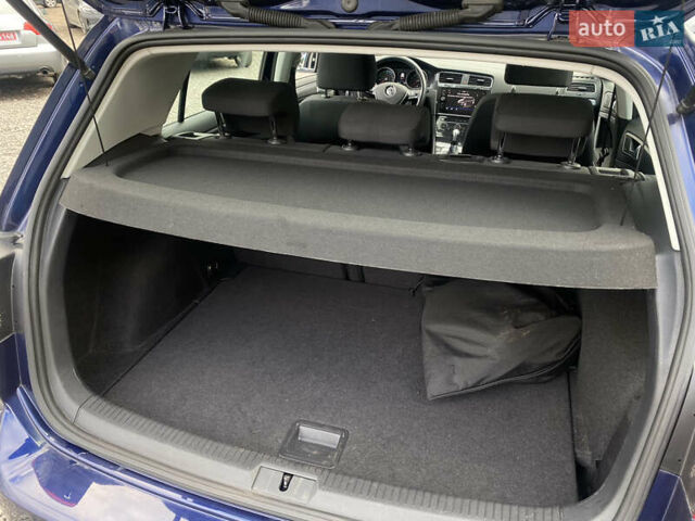 Синий Фольксваген e-Golf, объемом двигателя 0 л и пробегом 141 тыс. км за 12800 $, фото 56 на Automoto.ua
