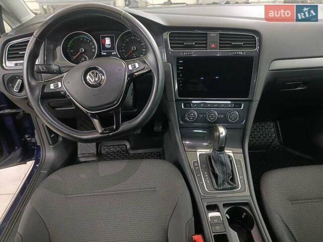 Синій Фольксваген e-Golf, об'ємом двигуна 0 л та пробігом 30 тис. км за 15900 $, фото 3 на Automoto.ua