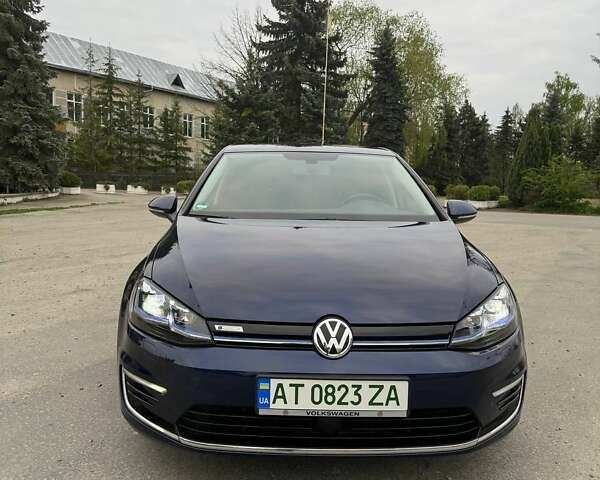 Синий Фольксваген e-Golf, объемом двигателя 0 л и пробегом 56 тыс. км за 16900 $, фото 38 на Automoto.ua