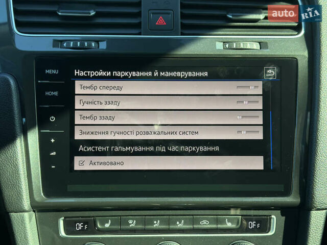 Синий Фольксваген e-Golf, объемом двигателя 0 л и пробегом 71 тыс. км за 15300 $, фото 131 на Automoto.ua
