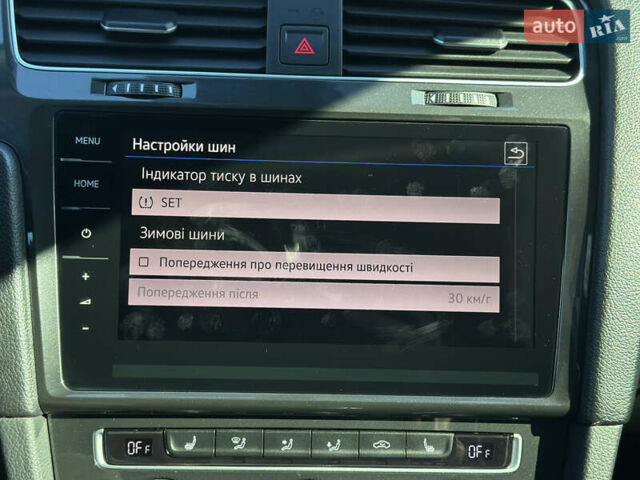 Синий Фольксваген e-Golf, объемом двигателя 0 л и пробегом 71 тыс. км за 15300 $, фото 124 на Automoto.ua