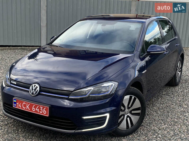 Синий Фольксваген e-Golf, объемом двигателя 0 л и пробегом 141 тыс. км за 12800 $, фото 11 на Automoto.ua