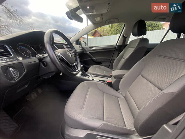 Синий Фольксваген e-Golf, объемом двигателя 0 л и пробегом 141 тыс. км за 12800 $, фото 40 на Automoto.ua