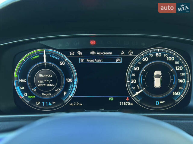 Синий Фольксваген e-Golf, объемом двигателя 0 л и пробегом 71 тыс. км за 15300 $, фото 64 на Automoto.ua