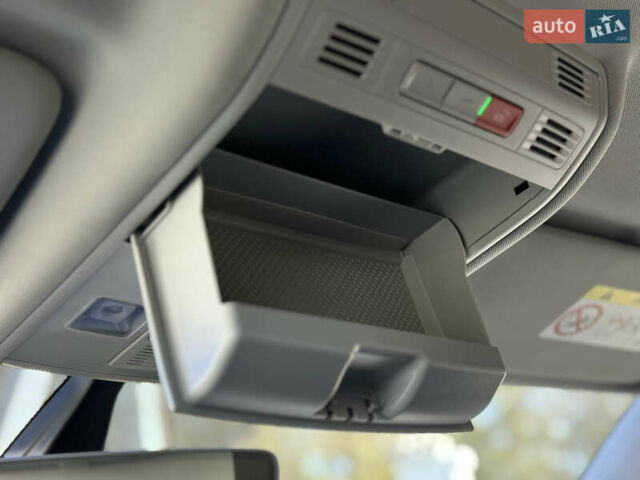 Синий Фольксваген e-Golf, объемом двигателя 0 л и пробегом 71 тыс. км за 15300 $, фото 77 на Automoto.ua