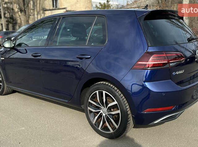 Синий Фольксваген e-Golf, объемом двигателя 0 л и пробегом 86 тыс. км за 13100 $, фото 3 на Automoto.ua