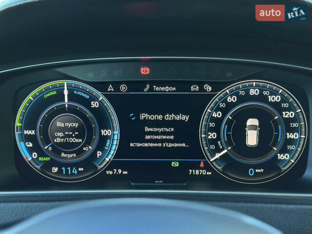 Синий Фольксваген e-Golf, объемом двигателя 0 л и пробегом 71 тыс. км за 15300 $, фото 62 на Automoto.ua