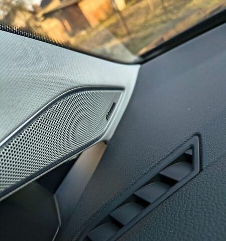 Синій Фольксваген e-Golf, об'ємом двигуна 0 л та пробігом 88 тис. км за 16200 $, фото 27 на Automoto.ua