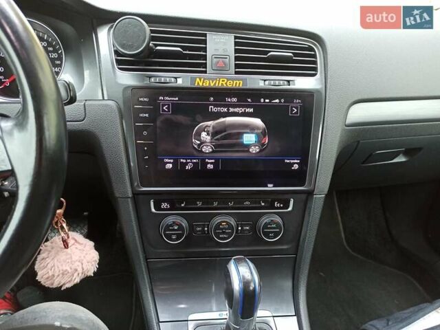 Зеленый Фольксваген e-Golf, объемом двигателя 0 л и пробегом 120 тыс. км за 12000 $, фото 14 на Automoto.ua