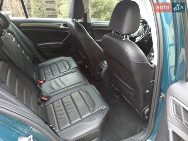 Зеленый Фольксваген e-Golf, объемом двигателя 0 л и пробегом 120 тыс. км за 12000 $, фото 18 на Automoto.ua