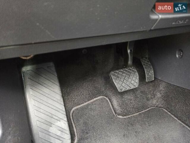 Зеленый Фольксваген e-Golf, объемом двигателя 0 л и пробегом 120 тыс. км за 12000 $, фото 21 на Automoto.ua