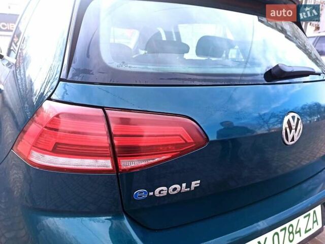 Зеленый Фольксваген e-Golf, объемом двигателя 0 л и пробегом 120 тыс. км за 12000 $, фото 5 на Automoto.ua