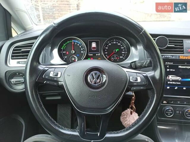 Зеленый Фольксваген e-Golf, объемом двигателя 0 л и пробегом 120 тыс. км за 12000 $, фото 12 на Automoto.ua