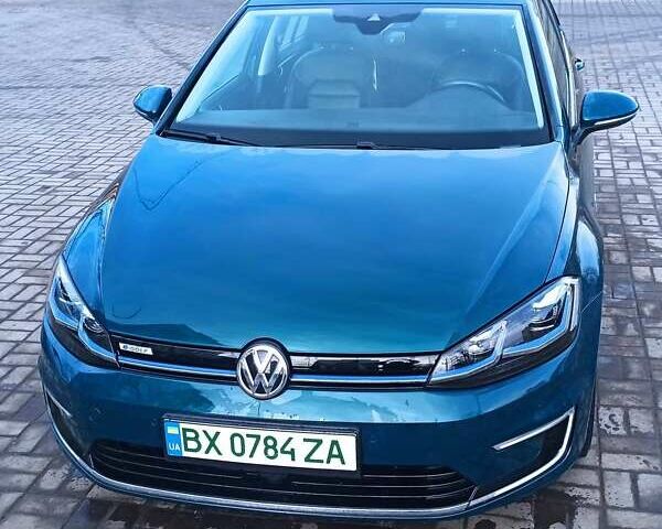Зеленый Фольксваген e-Golf, объемом двигателя 0 л и пробегом 120 тыс. км за 12000 $, фото 1 на Automoto.ua