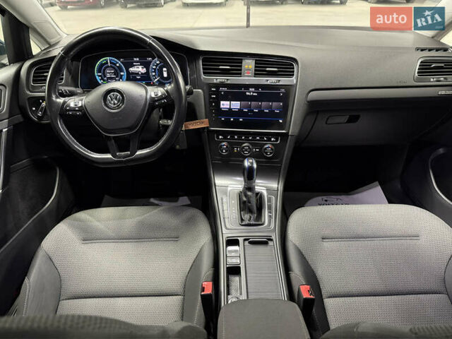 Зелений Фольксваген e-Golf, об'ємом двигуна 0 л та пробігом 186 тис. км за 11900 $, фото 13 на Automoto.ua