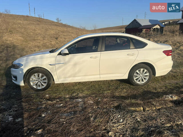 Білий Фольксваген e-Lavida, об'ємом двигуна 0 л та пробігом 77 тис. км за 12499 $, фото 2 на Automoto.ua