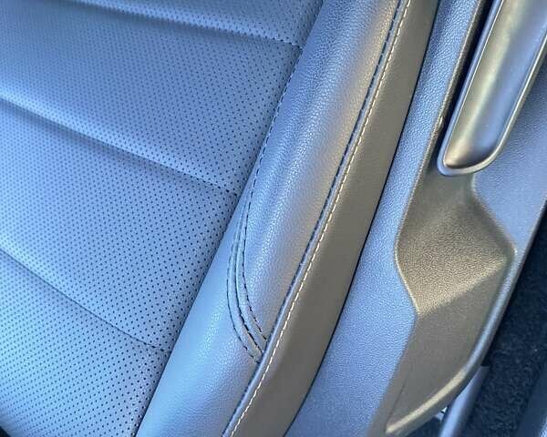 Белый Фольксваген e-Lavida, объемом двигателя 0 л и пробегом 30 тыс. км за 15800 $, фото 21 на Automoto.ua