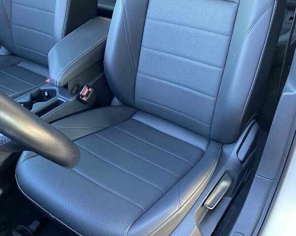 Белый Фольксваген e-Lavida, объемом двигателя 0 л и пробегом 30 тыс. км за 15800 $, фото 22 на Automoto.ua