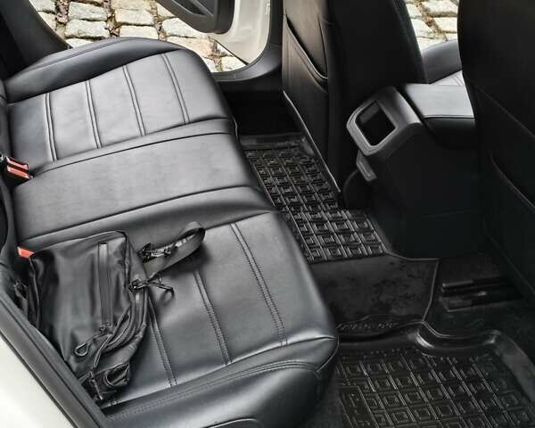 Белый Фольксваген e-Lavida, объемом двигателя 0 л и пробегом 40 тыс. км за 14000 $, фото 27 на Automoto.ua