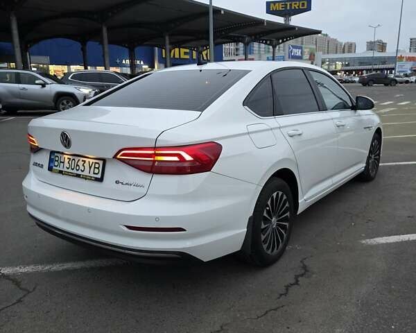 Білий Фольксваген e-Lavida, об'ємом двигуна 0 л та пробігом 100 тис. км за 12900 $, фото 3 на Automoto.ua