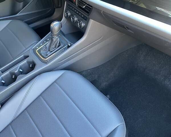 Белый Фольксваген e-Lavida, объемом двигателя 0 л и пробегом 30 тыс. км за 15800 $, фото 19 на Automoto.ua