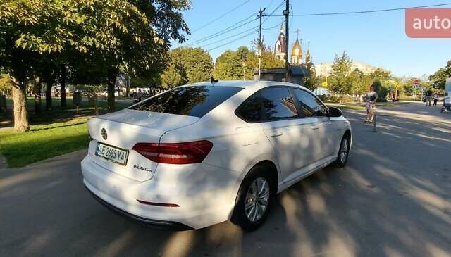 Белый Фольксваген e-Lavida, объемом двигателя 0 л и пробегом 76 тыс. км за 15000 $, фото 2 на Automoto.ua