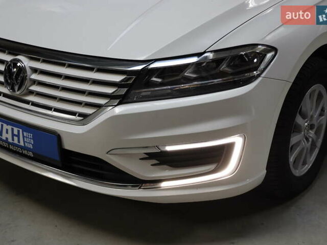 Белый Фольксваген e-Lavida, объемом двигателя 0 л и пробегом 26 тыс. км за 15900 $, фото 9 на Automoto.ua