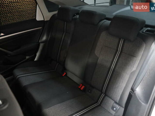 Белый Фольксваген e-Lavida, объемом двигателя 0 л и пробегом 26 тыс. км за 15900 $, фото 20 на Automoto.ua