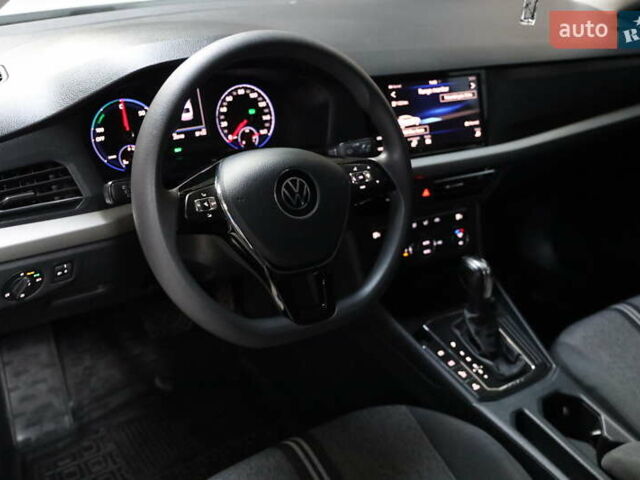 Белый Фольксваген e-Lavida, объемом двигателя 0 л и пробегом 26 тыс. км за 15900 $, фото 12 на Automoto.ua