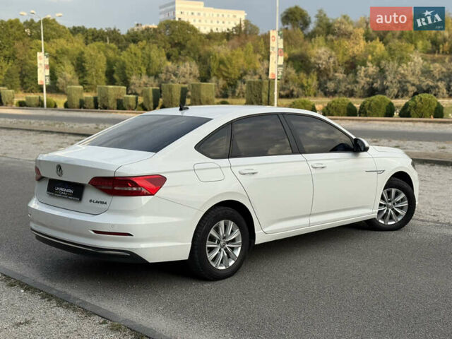 Белый Фольксваген e-Lavida, объемом двигателя 0 л и пробегом 83 тыс. км за 14500 $, фото 27 на Automoto.ua