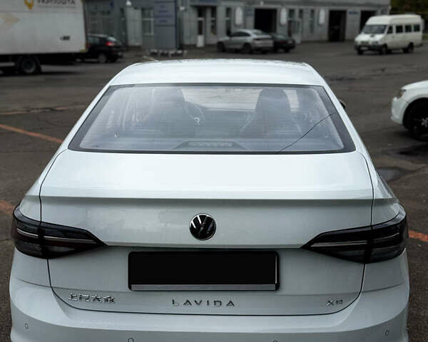 Білий Фольксваген e-Lavida, об'ємом двигуна 1.5 л та пробігом 1 тис. км за 19600 $, фото 3 на Automoto.ua