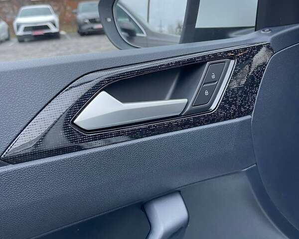 Белый Фольксваген e-Lavida, объемом двигателя 1.5 л и пробегом 1 тыс. км за 19900 $, фото 10 на Automoto.ua