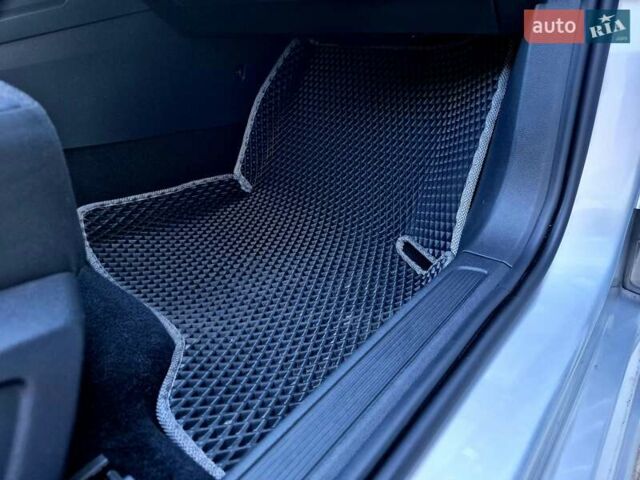 Серый Фольксваген e-Lavida, объемом двигателя 0 л и пробегом 54 тыс. км за 13500 $, фото 35 на Automoto.ua