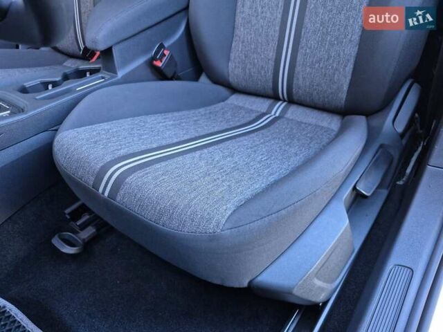 Серый Фольксваген e-Lavida, объемом двигателя 0 л и пробегом 54 тыс. км за 13500 $, фото 21 на Automoto.ua