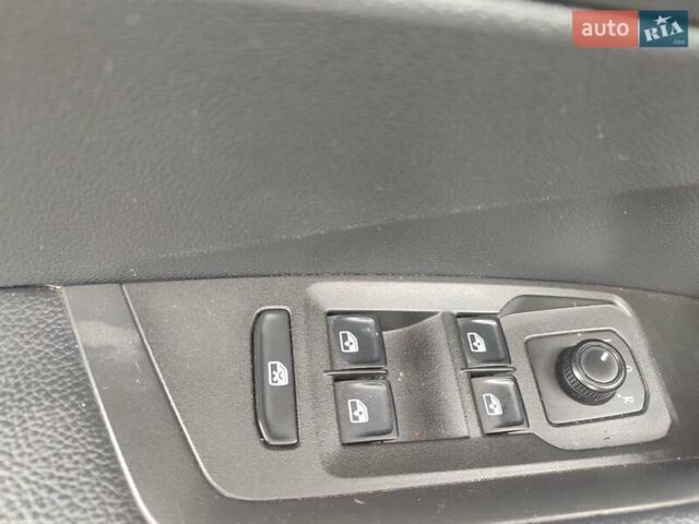Сірий Фольксваген e-Lavida, об'ємом двигуна 0 л та пробігом 40 тис. км за 16500 $, фото 9 на Automoto.ua